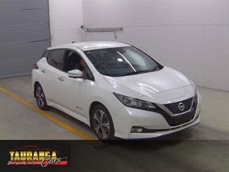 2019 Nissan Leaf - Thumbnail
