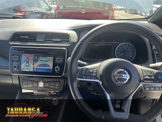 2019 Nissan Leaf - Thumbnail
