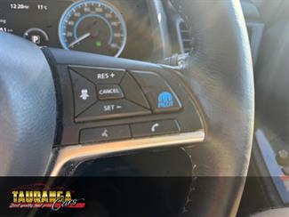 2019 Nissan Leaf - Thumbnail