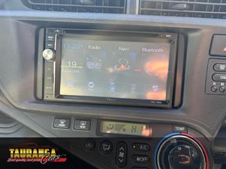 2012 Toyota Aqua - Thumbnail