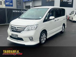 2012 Nissan Serena - Thumbnail