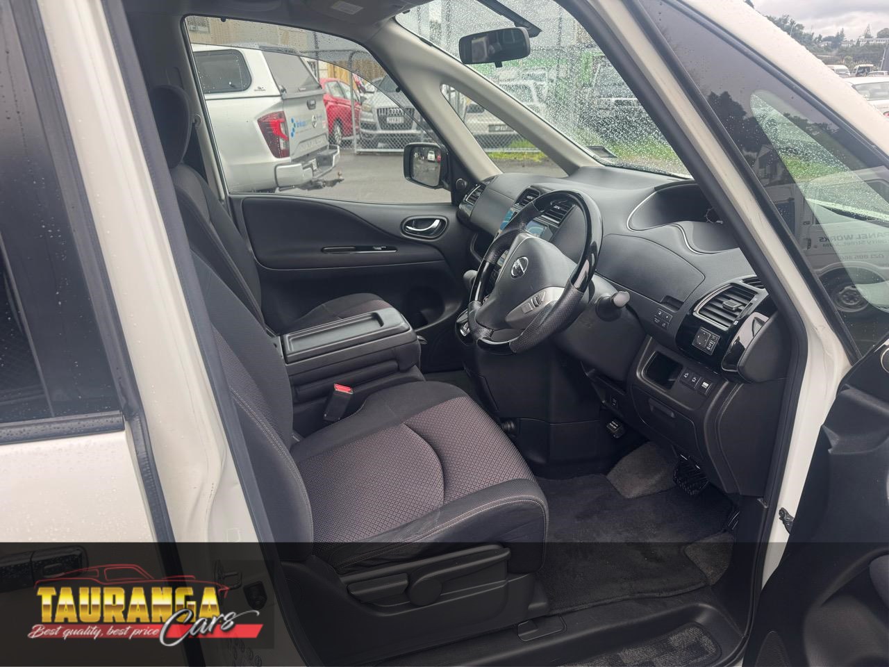 2012 Nissan Serena