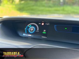 2018 Nissan Serena - Thumbnail