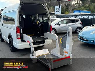 2018 Toyota Hiace - Thumbnail