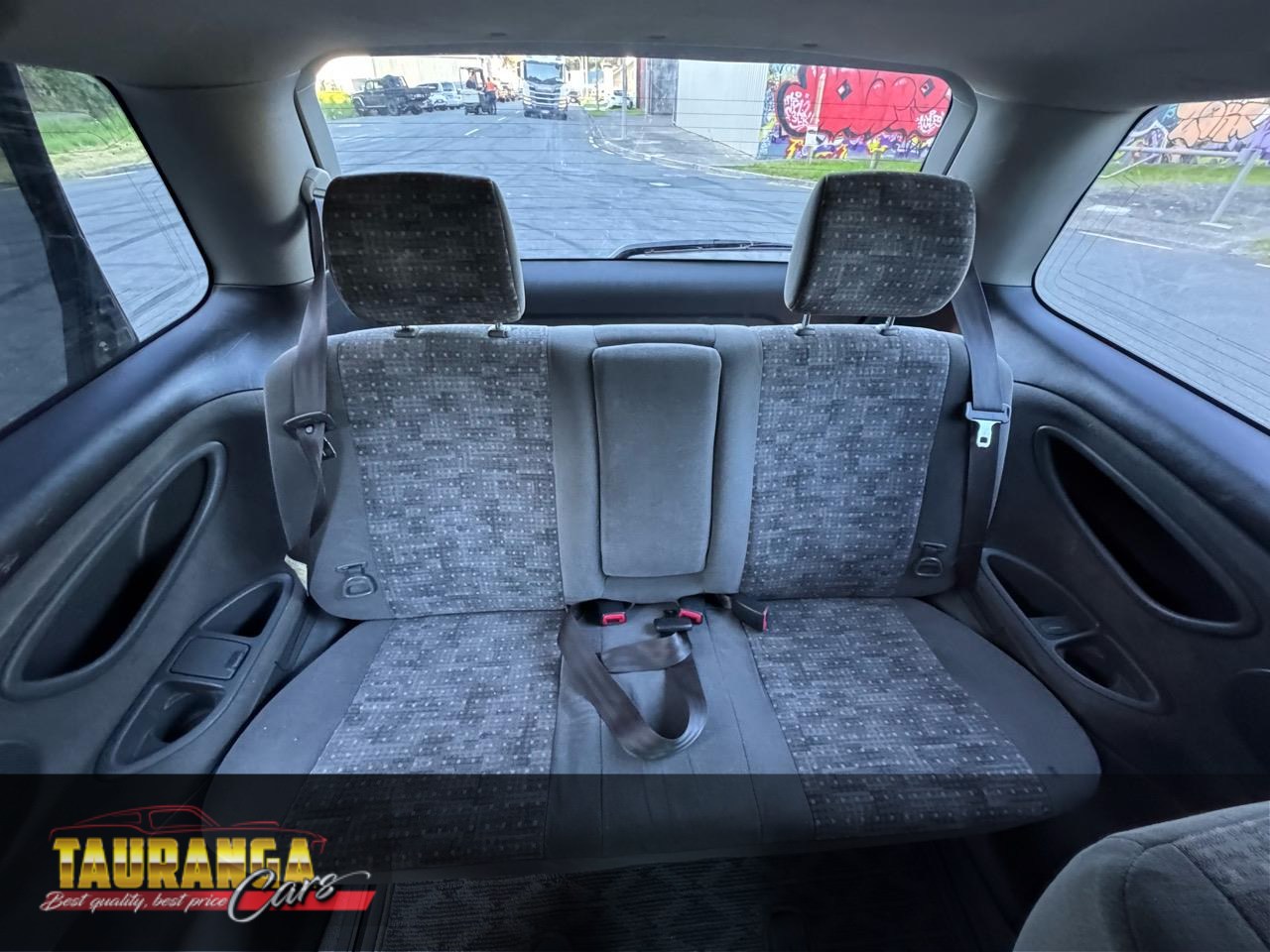 2005 Toyota Estima