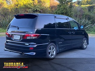 2005 Toyota Estima - Thumbnail