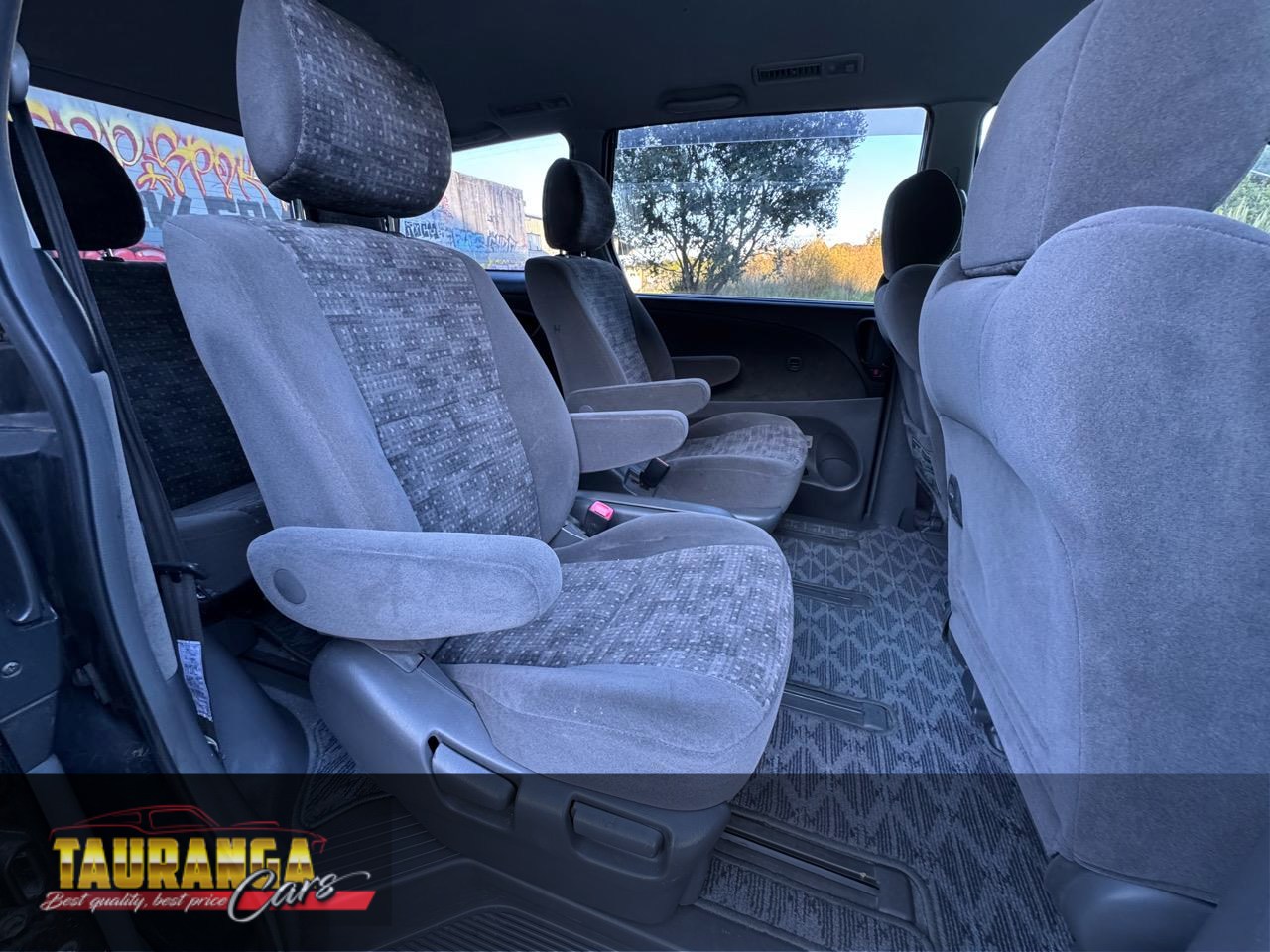 2005 Toyota Estima