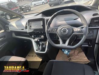 2017 Nissan SERENA - Thumbnail