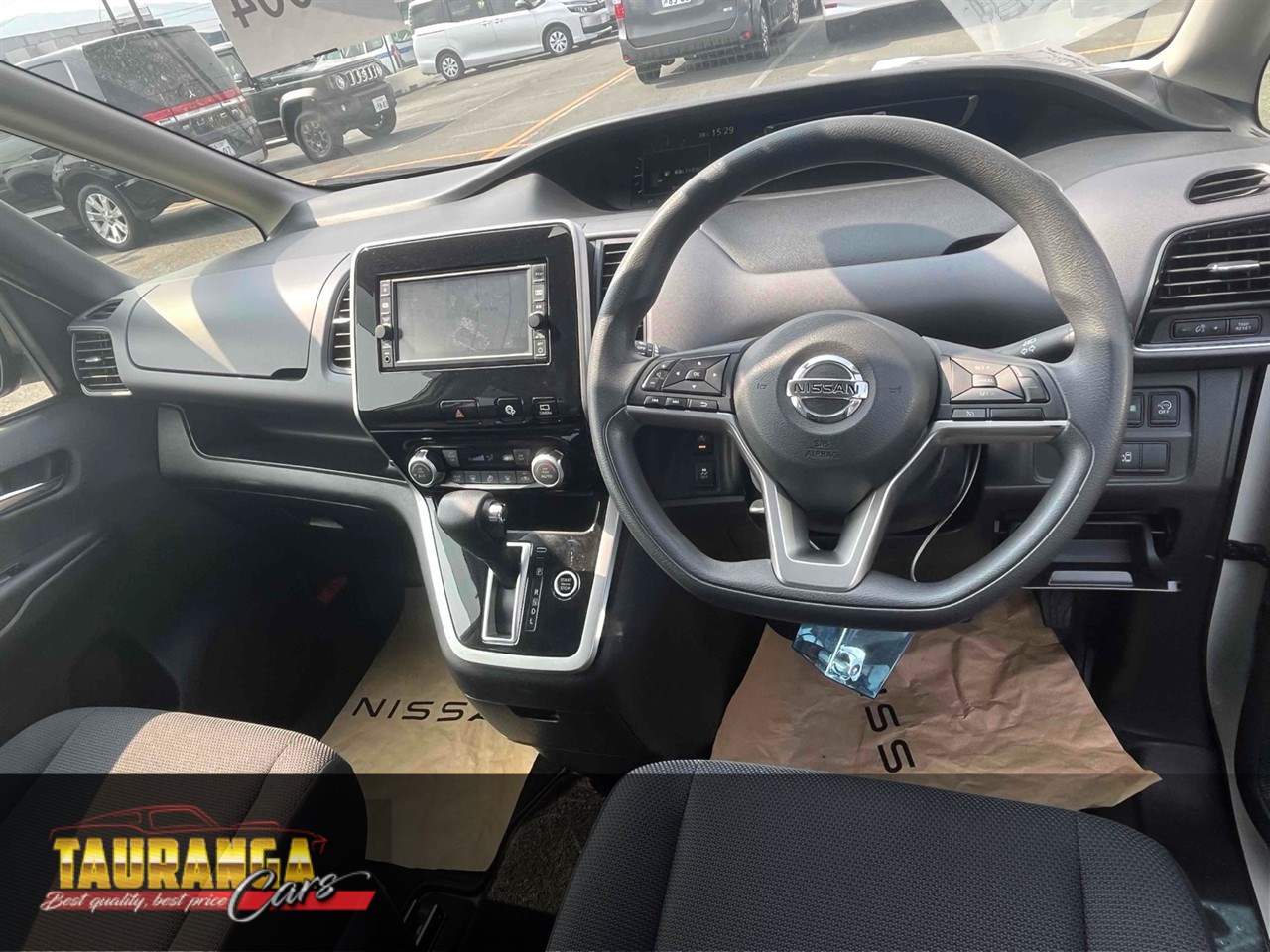 2017 Nissan SERENA