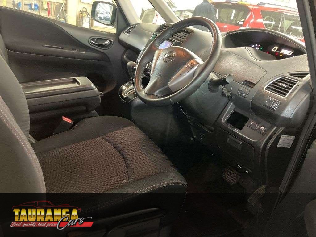 2012 Nissan Serena