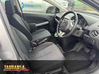 2013 Mazda Demio - Thumbnail