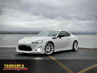 2012 Toyota 86 - Thumbnail