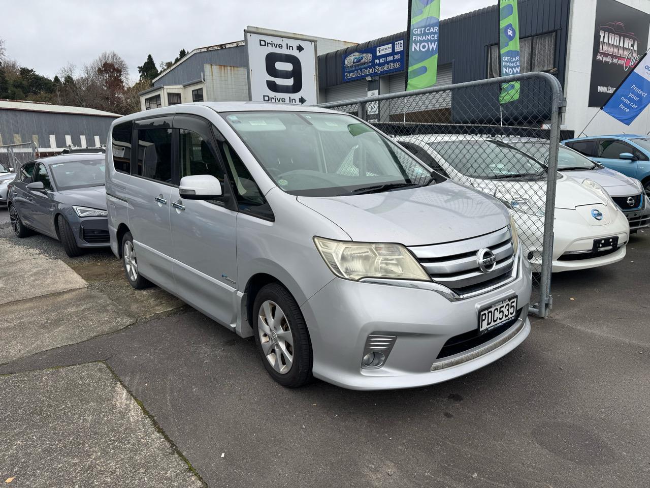 2013 Nissan Serena