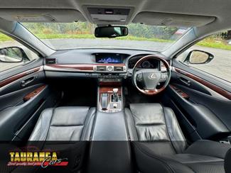 2013 Lexus LS 460 - Thumbnail