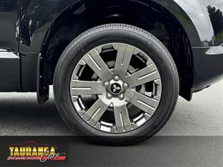 2013 Mitsubishi DELICA - Thumbnail