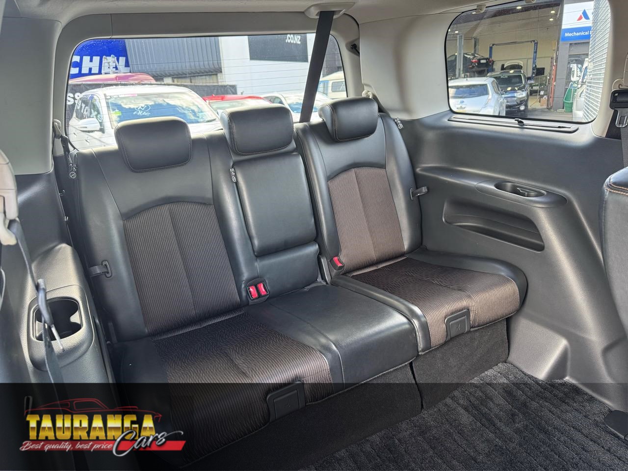 2014 Nissan Elgrand