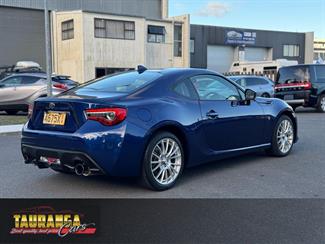 2020 Toyota 86 - Thumbnail