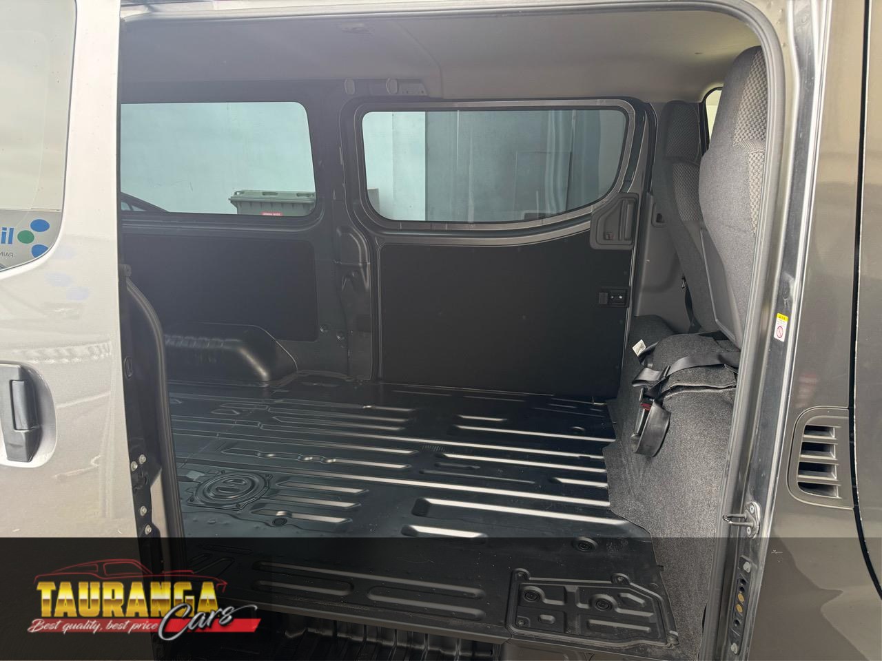 2021 Nissan NV350