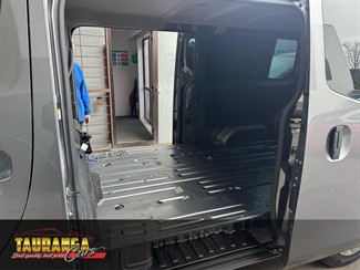 2021 Nissan NV350 - Thumbnail