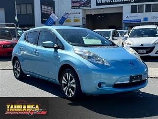 2017 Nissan Leaf - Thumbnail