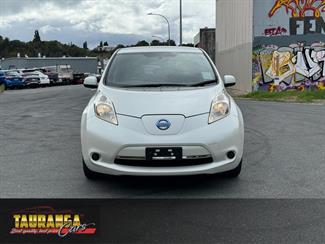 2014 Nissan Leaf - Thumbnail