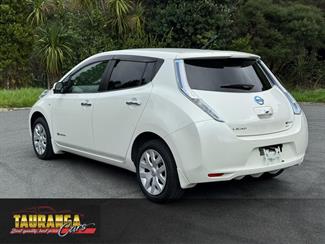 2014 Nissan Leaf - Thumbnail