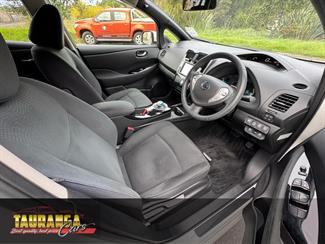 2014 Nissan Leaf - Thumbnail