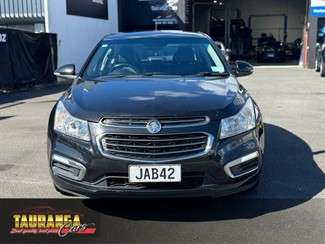 2015 Holden Cruze - Thumbnail