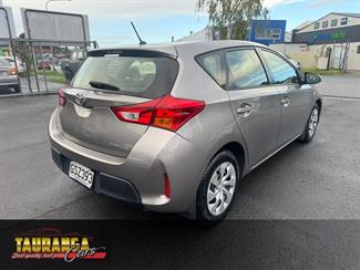 2013 Toyota Corolla - Thumbnail