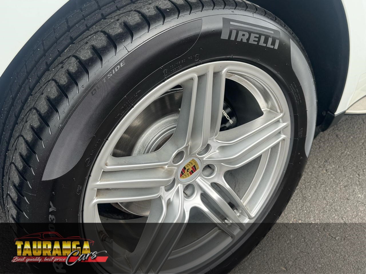 2016 Porsche MACAN